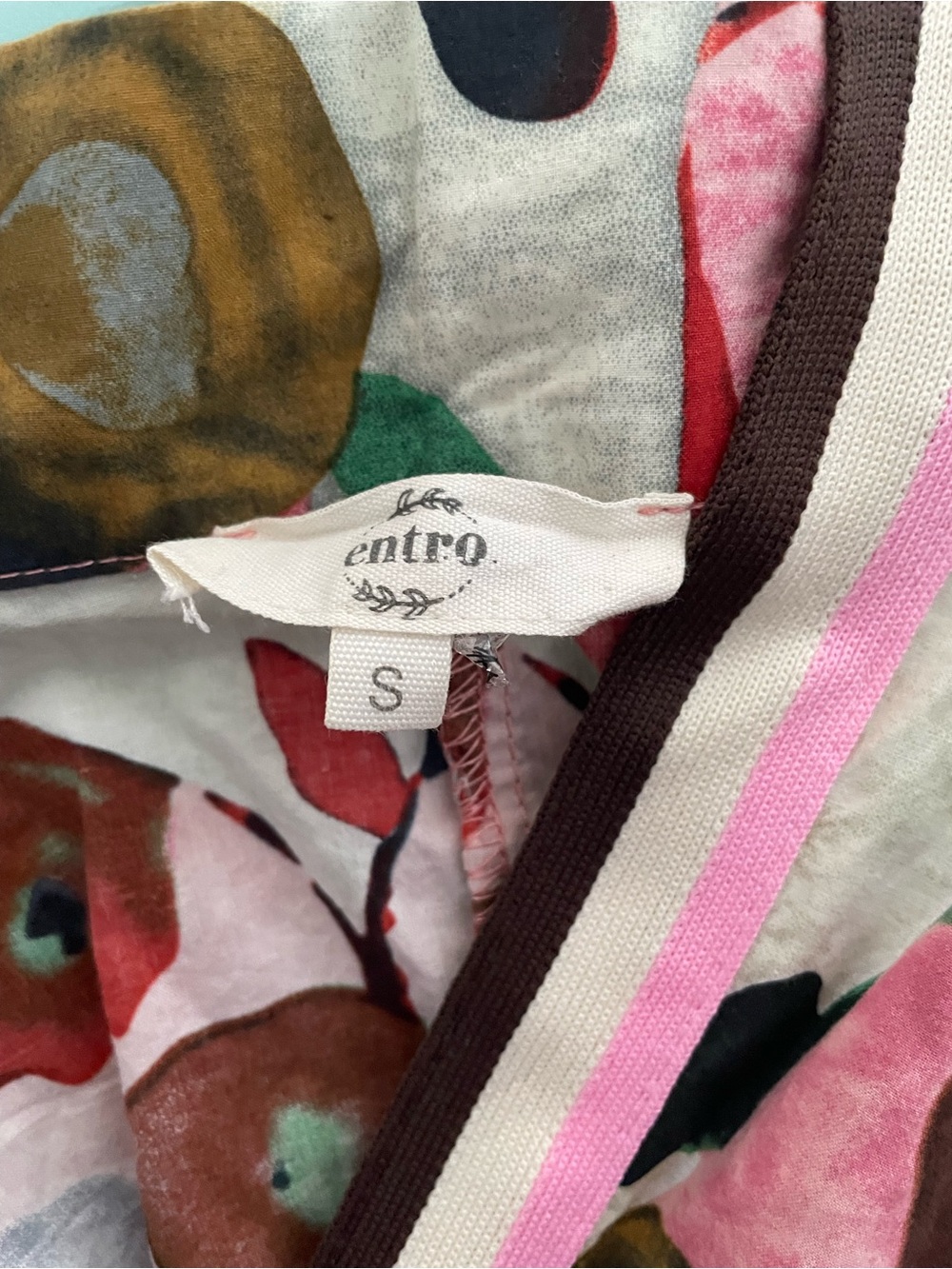 entro Floral Pop-Over Blouse in Pink, White, Green, Brown - Picture 3 of 5